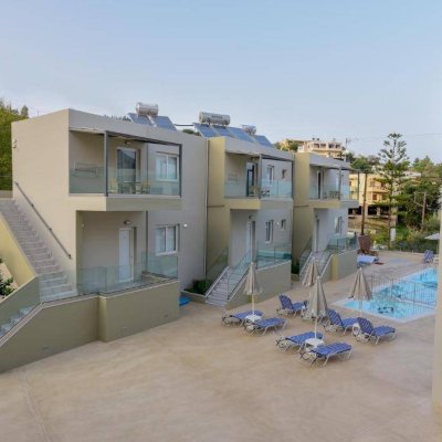 BLUE HORIZON APARTMENTS 2★