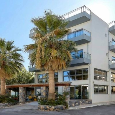 POLLIS HOTEL 4★