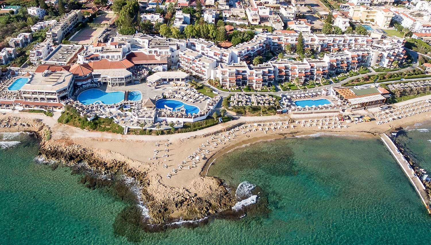 ALEXANDER BEACH HOTEL & VILLAGE 5★