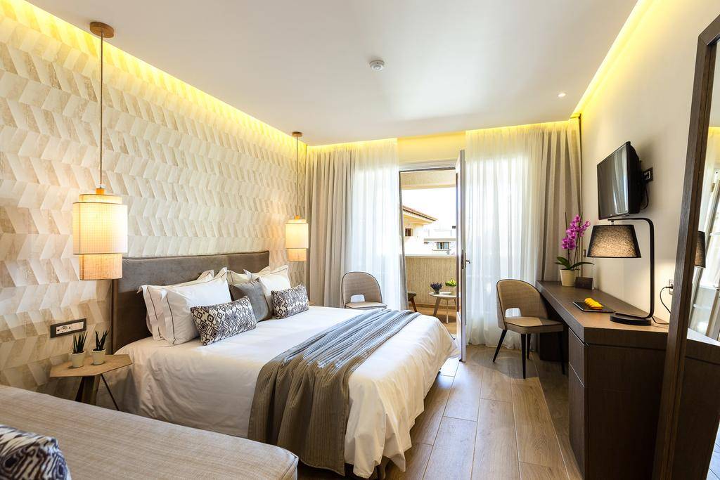 THEARTEMIS PALACE 4★