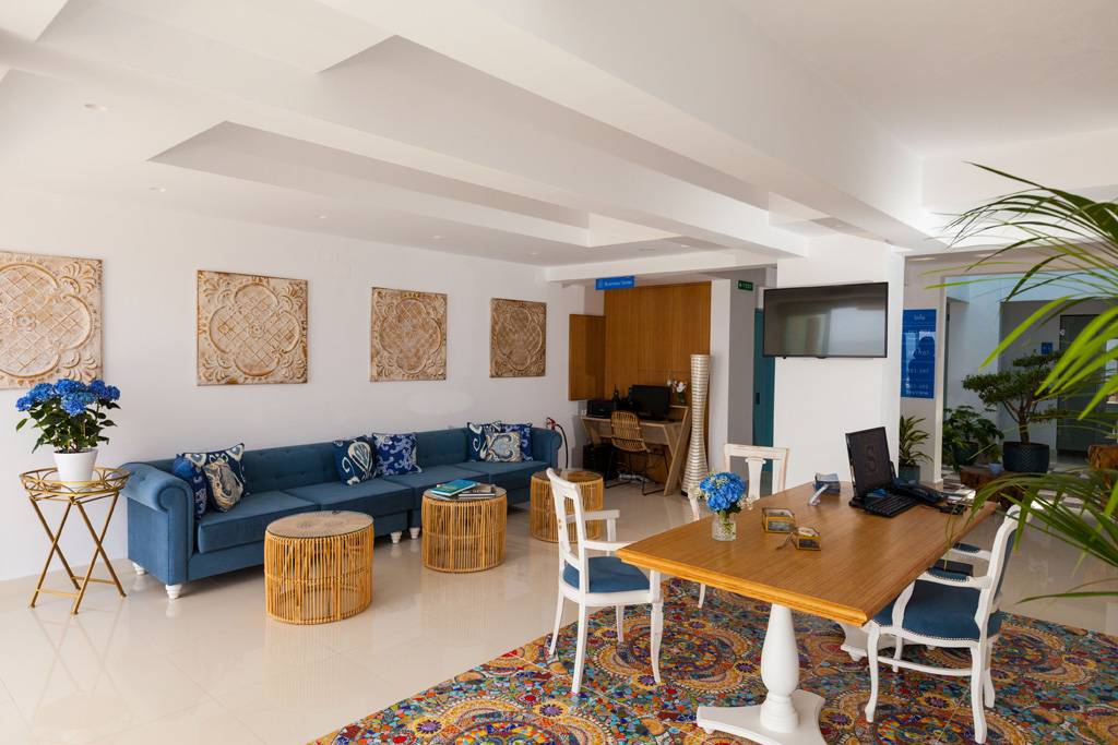 SERENITY BLUE HOTEL 4★