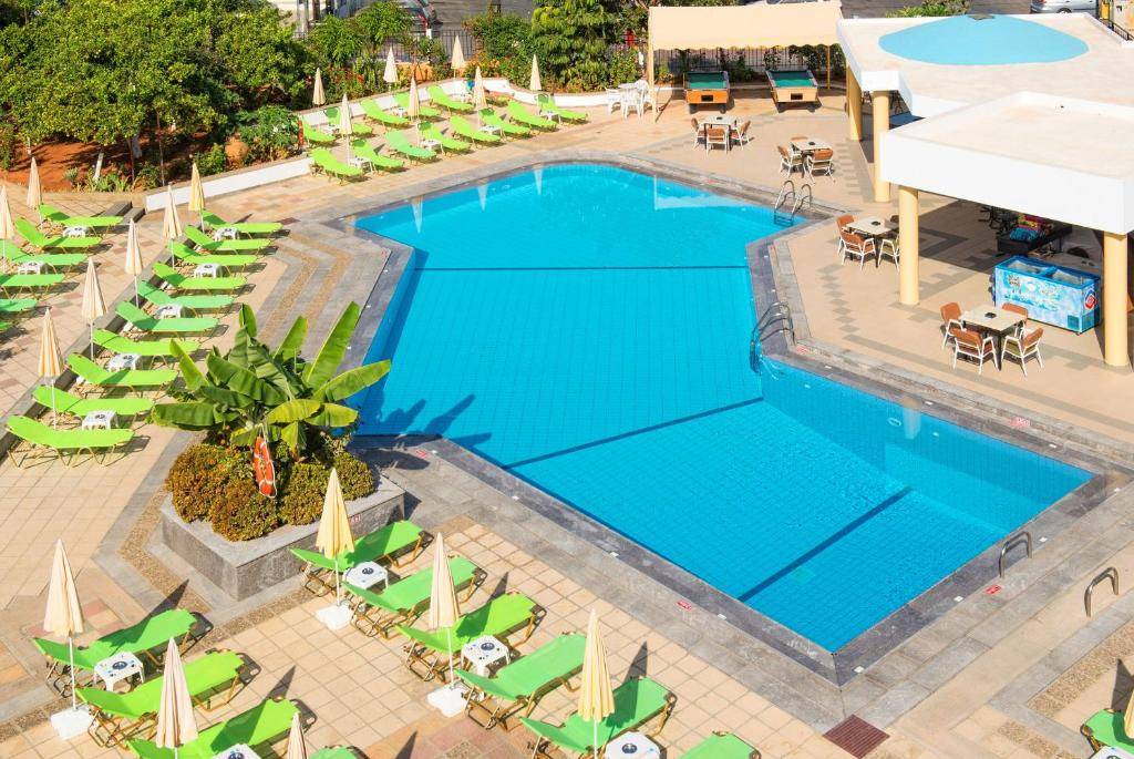 MALIA HOLIDAYS HOTEL 3★