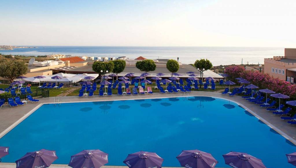 THE VILLAGE RESORT & WATERPARK 4★