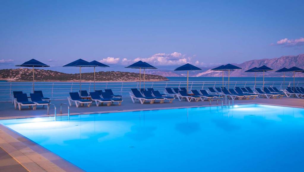 CORAL 3★+ (tikai pieaugušajiem)