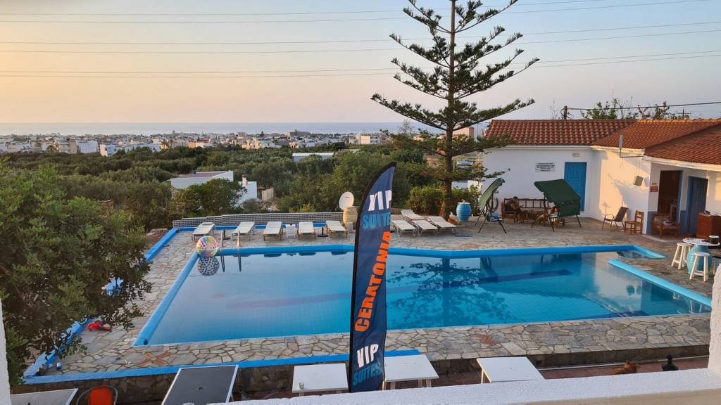 CERATONIA APARTMENTS 3★-_