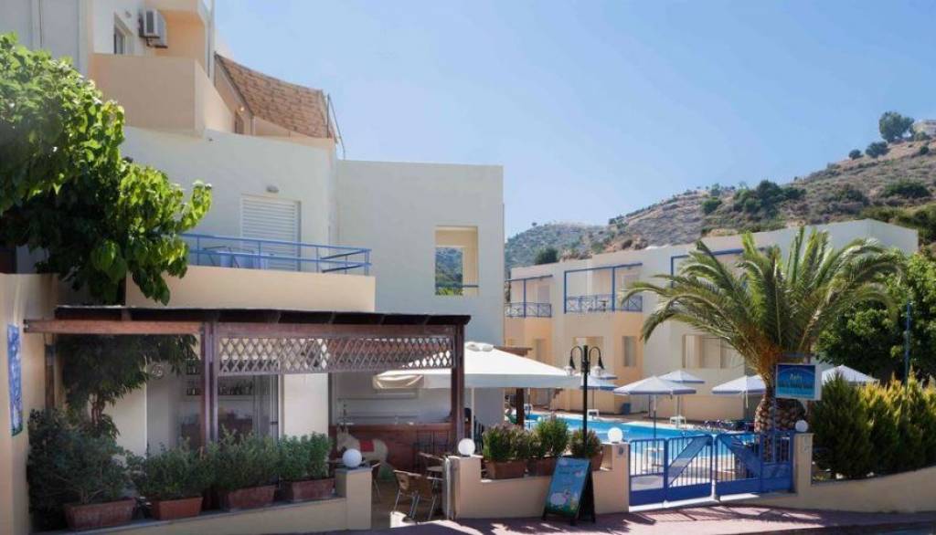 BLUE HORIZON APARTMENTS 2★