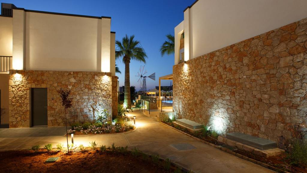 ALOE BOUTIQUE HOTEL POWERED BY ANISSA BEACH 4★-
