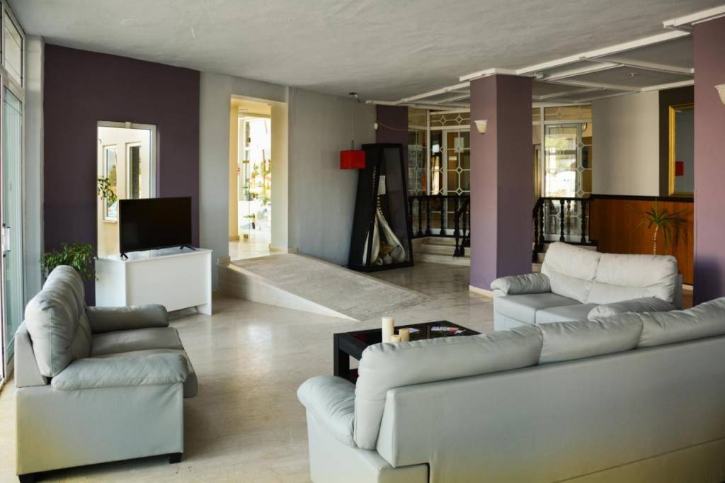 MONTREAL HOTEL 2★-_