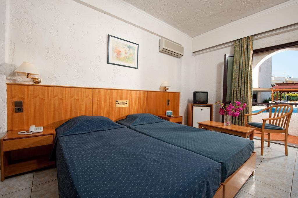 HERONISSOS HOTEL 4★