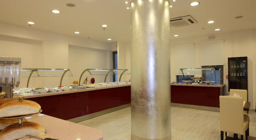 OLYMPIC PALLADIUM 3★