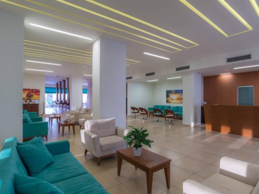 CRETA VERANO HOTEL 3★