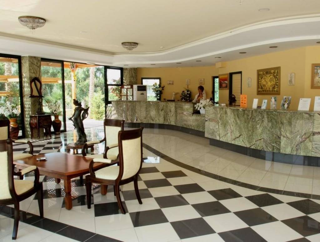 ERI SUN BAY VILLAGE 4★