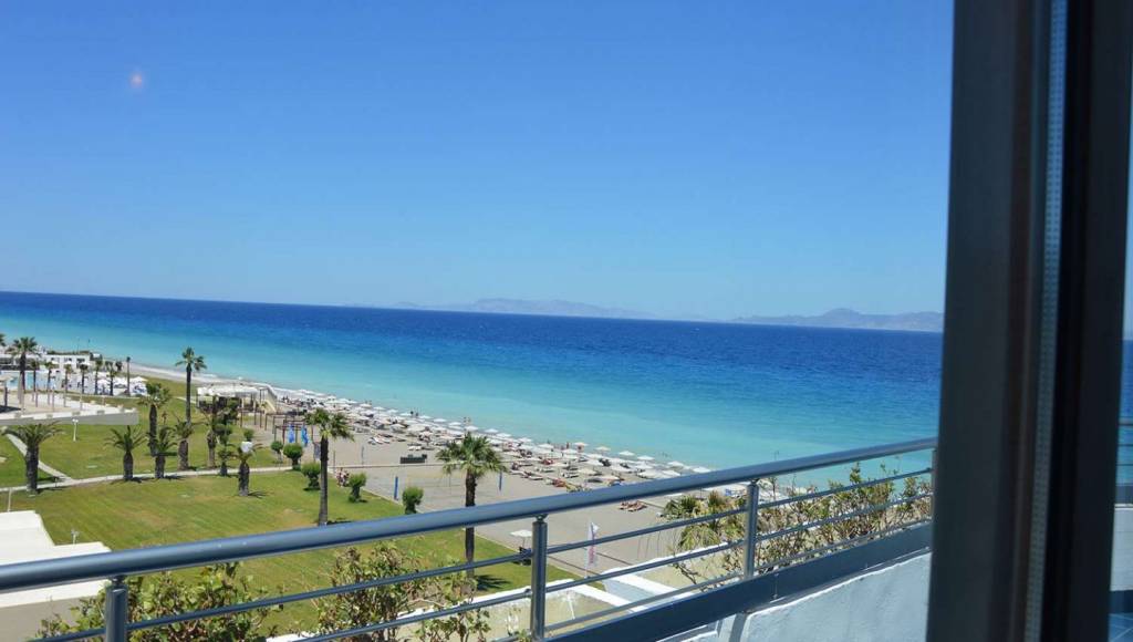 BLUE HORIZON PALM BEACH HOTEL AND BUNGALOWS 4★