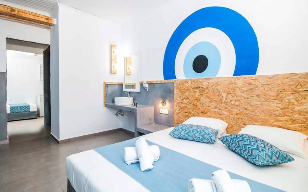 TINAS PLUS HOTEL 3★