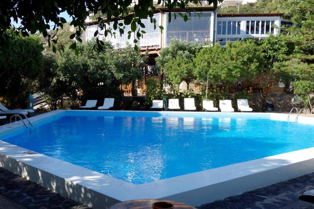 CRETAN VILLAGE HOTEL 4★