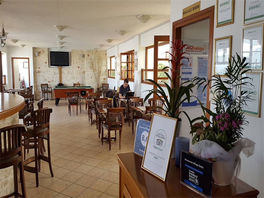 AMAZONES VILLAGE AND SUITES 4★