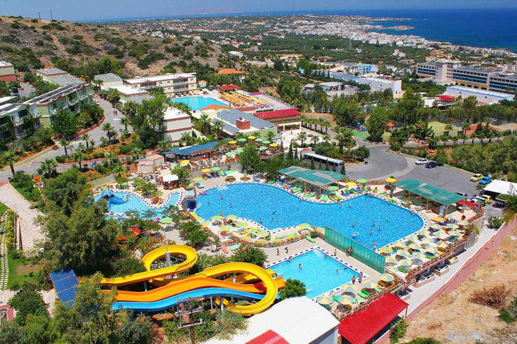 FAMILY WORLD AQUA SUN VILLAGE 4★