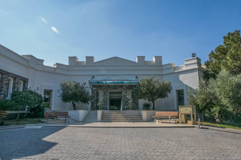 ELOUNDA AKTI OLOUS (tikai pieaugušajiem, 16+) 4★