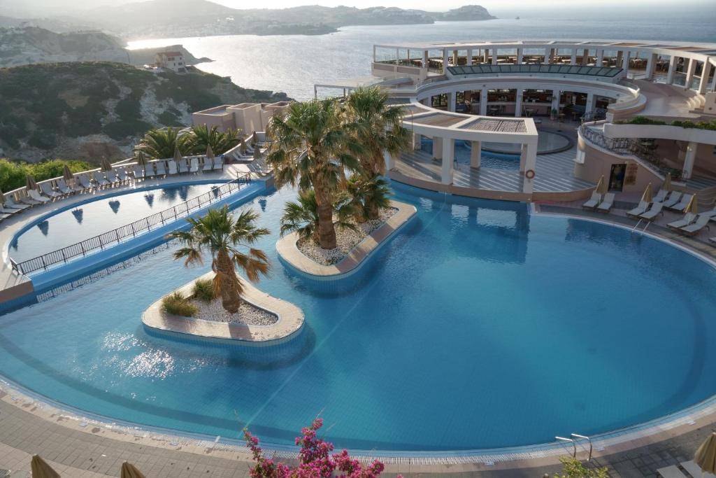 CHC ATHINA PALACE RESORT & SPA 5★