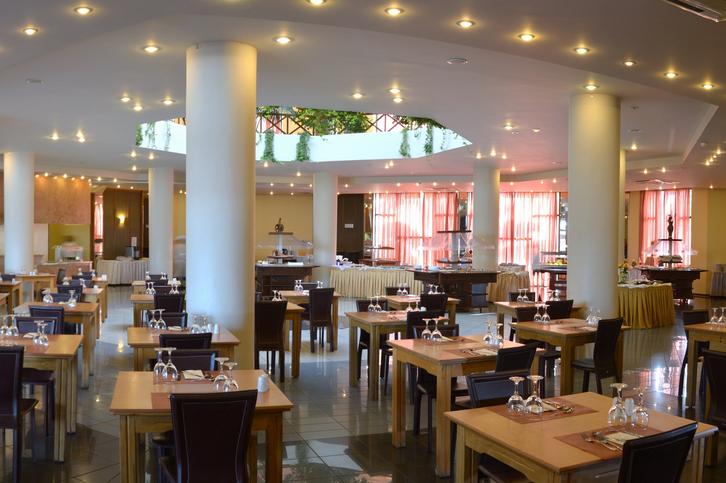 CHC ATHINA PALACE RESORT & SPA 5★