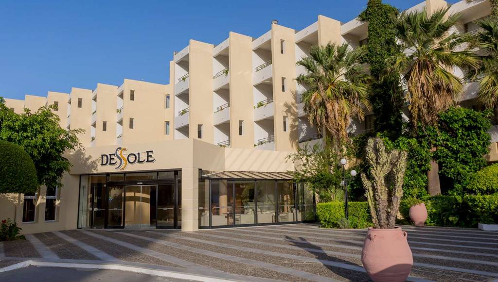 DESSOLE DOLPHIN BAY 4★