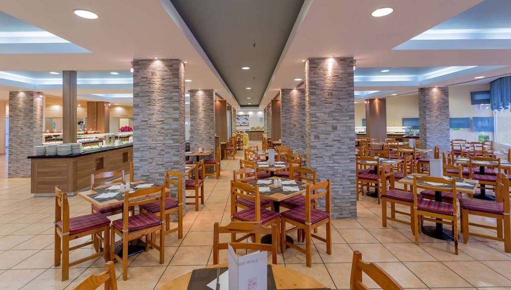 DESSOLE DOLPHIN BAY 4★