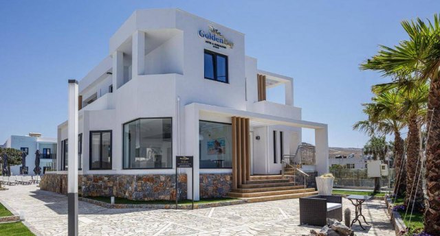 GOLDEN BAY BOUTIQUE HOTEL & BUNGALOWS 4★