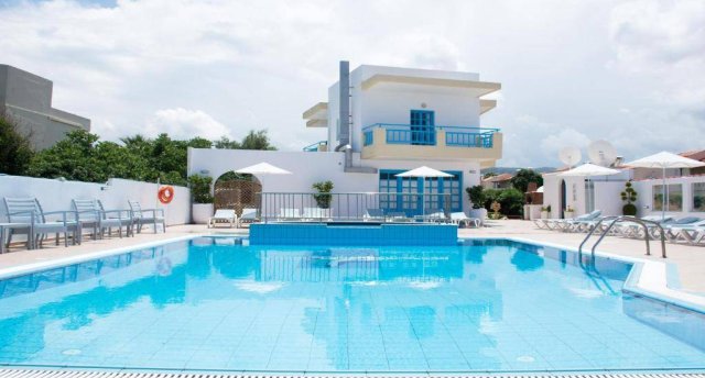 KASAPAKIS HOTEL & APARTMENTS 3★