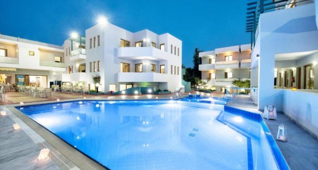 MARY HOTEL APTS AND MARY ROYAL 3★