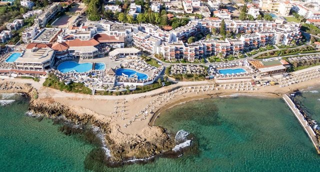 ALEXANDER BEACH HOTEL & VILLAGE 5★