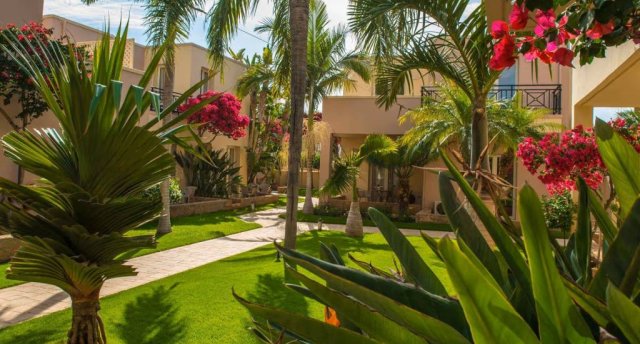 DANAIDES HOTEL-APARTMENTS 4★