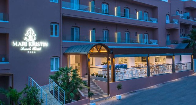 Viesnīcas skats Ēģiptē, Hurgada ar baseinu