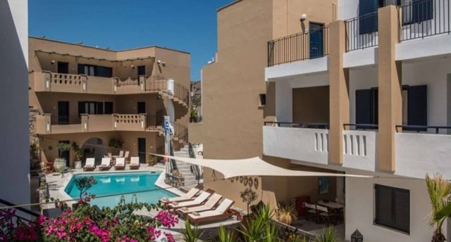 Viesnīcas skats Ēģiptē, Hurgada ar baseinu