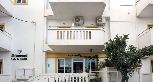 DIAMOND APARTMENTS & SUITES 3★