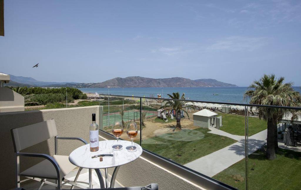 VANTARIS LUXURY BEACH RESORT 4★