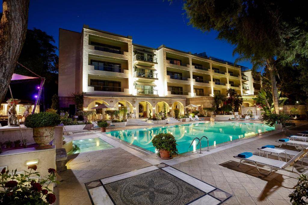 RODOS PARK 5★