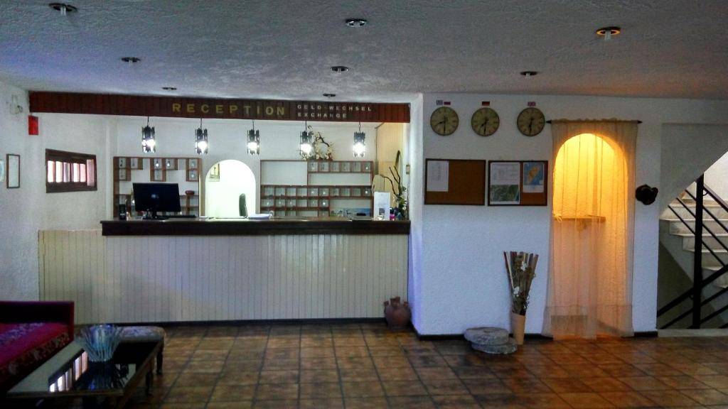 OASIS HOTEL & BUNGALOWS 3★