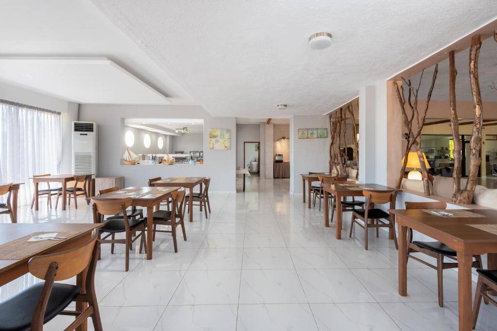 AFANDOU BLU HOTEL 3★