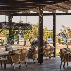 LINDIAN VILLAGE RHODES BEACH RESORT, CURIO COLLECTION BY HILTON 5★