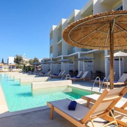 DELFINIA RESORT 4★