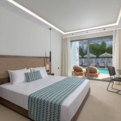 OCEANIS PARK HOTEL 4★