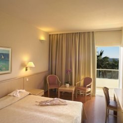 BLUE SEA BEACH RESORT 4★