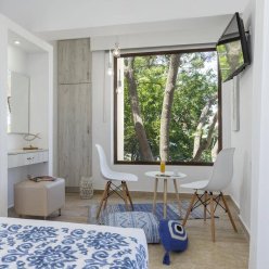 LYRISTIS STUDIOS 2★