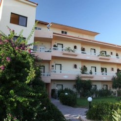 LYRISTIS STUDIOS 2★