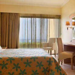 SMARTLINE COSMOPOLITAN HOTEL 4★