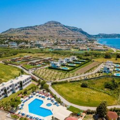 LARDOS BAY HOTEL 3★