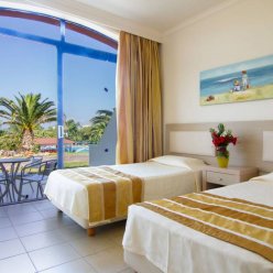 KRESTEN PALACE HOTEL 4★