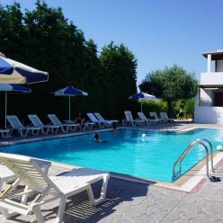 TRIANTAFILLAS APARTMENTS 3★