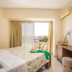 LYRISTIS APARTMENTS PLUS 2 ★