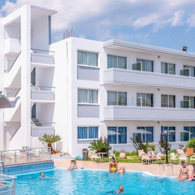 EVI HOTEL 3★